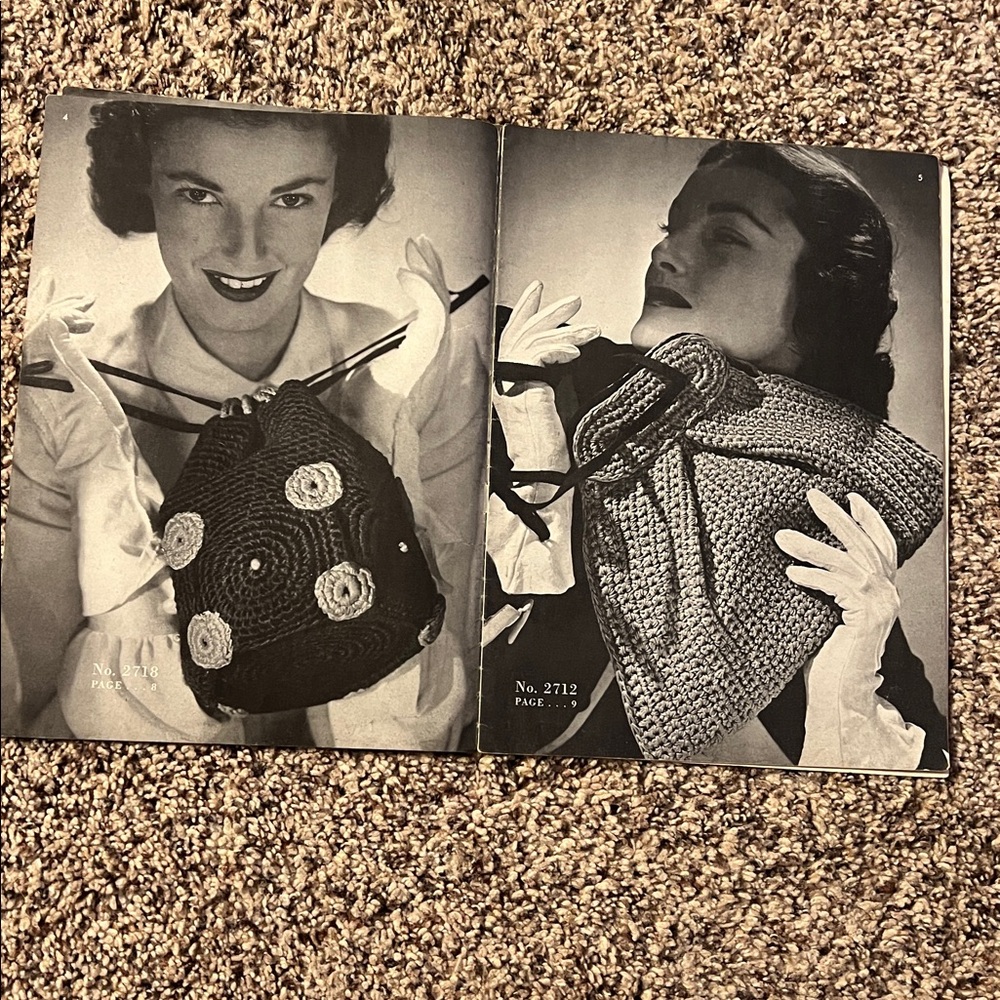 Vintage 1945 Clark's O.N.T. and J.& P. Coats Crochet Pattern Booklet titled Bags - Picture 4 of 11